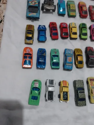 Lote de coches de juguete