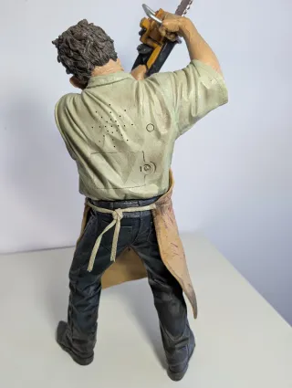 Mcfarlane, escala 1/4, Leatherface, año 2001.