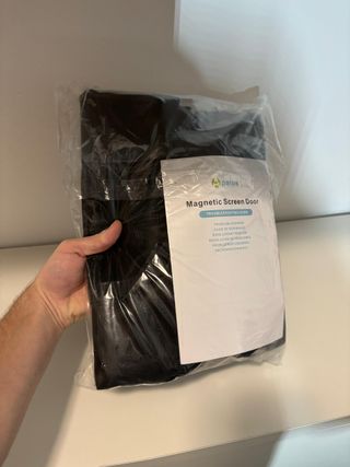 PUERTA MAGNÉTICA ANTIMOSQUITOS NEGRA 70X210cm