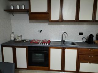 Cucina usata legno e metallo