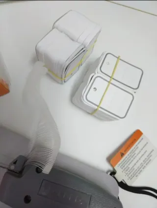 Pistola etiquetadora + hilos y etiquetas