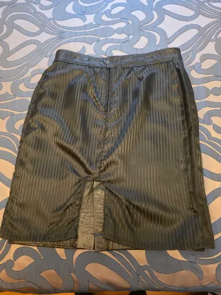 Falda de cuero negra Talla L