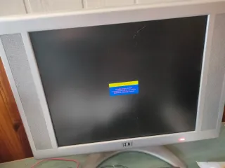 Monitor IEK3 Plata y Negro