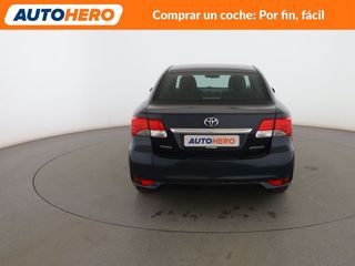 Toyota Avensis 1.8 Advance