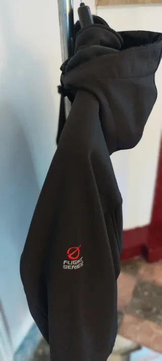 Chaqueta cortavientos The North Face Negra