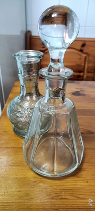 Juego de 2 piezas de cristal antiguas