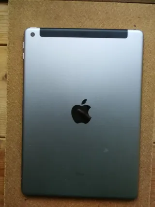 Apple iPad 6ª Generazione Argento