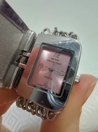 Orologio da polso a forma di borsetta