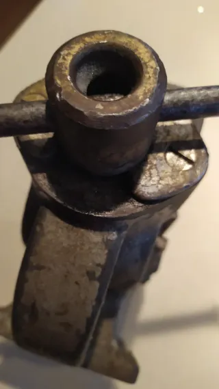 Tornillo de banco robusto