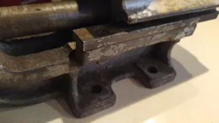 Tornillo de banco robusto