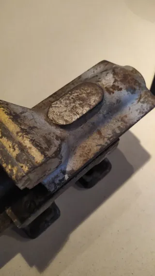 Tornillo de banco robusto