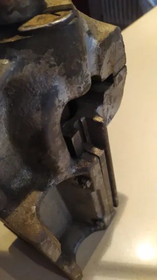 Tornillo de banco robusto