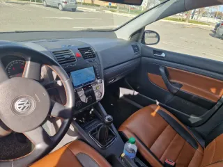 Volkswagen Golf 2005