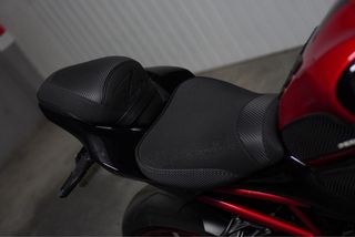 Kawasaki Z900 Performance 2024