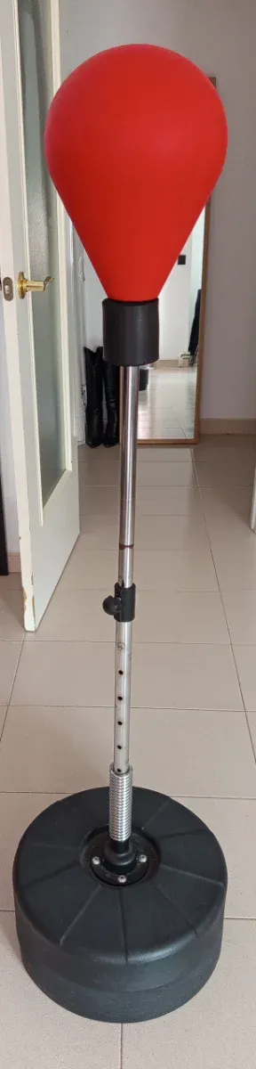 Pera de boxeo DOMYOS roja