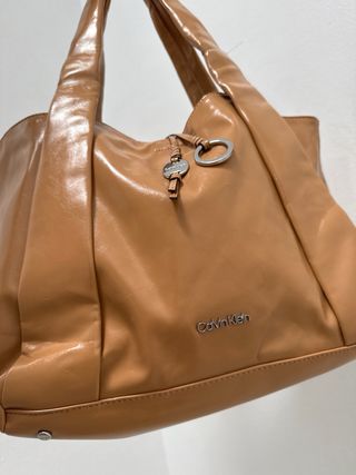 Bolso Calvin Klein Beige/Marrón  NUEVO A ESTRENAR