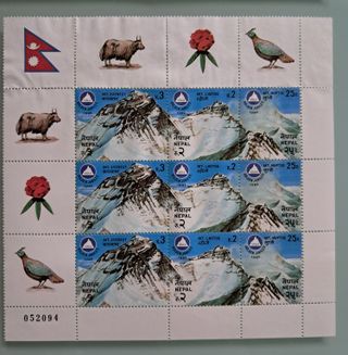 Pacchetto album e circa 400 francobolli