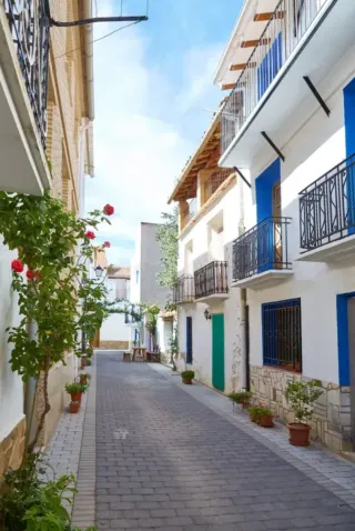 Quieres comprar una casa?...rango economico?