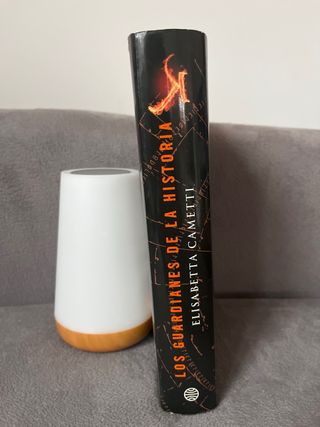 Los guardianes de la historia