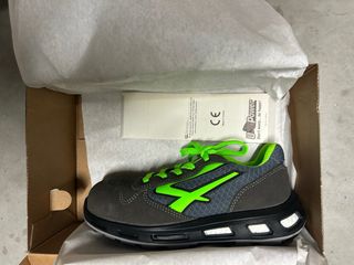 Scarpe da lavoro originali U Power, grigie e verdi