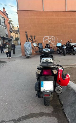 Moto Scooter Negra