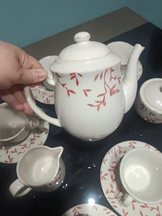 Juego de café porcelana blanco y rojo