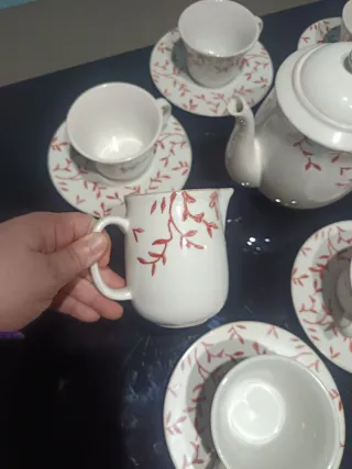 Juego de café porcelana blanco y rojo
