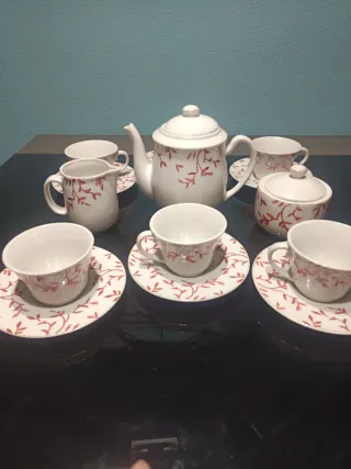 Juego de café porcelana blanco y rojo