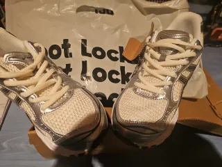 Deportivas Asics Mujer modelo Gel Kayano 14