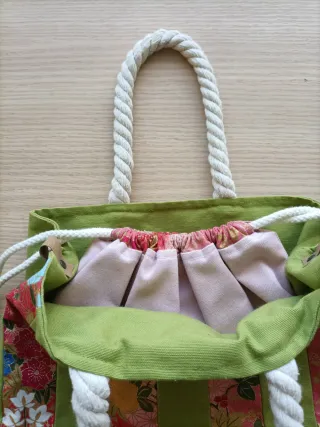Bolso de mano hecho a mano
