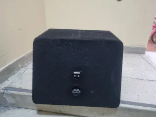 Caja de Bajo JBL