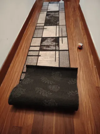 Tappeto da corridoio moderno