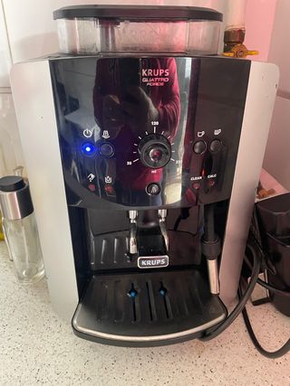 Cafetera Krups Quattro Force