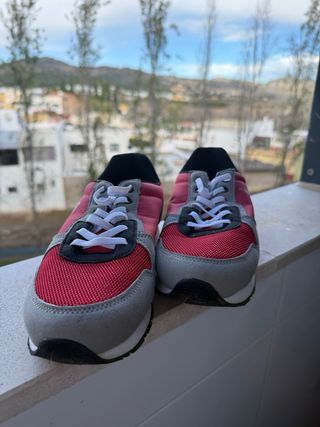 Zapatillas Polo Ralph Lauren rojas y grises