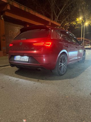 SEAT Leon Cupra