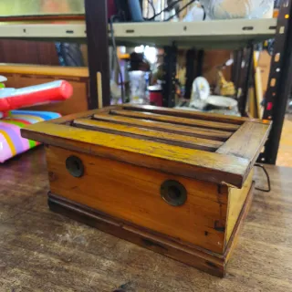 Brasero antiguo para pies