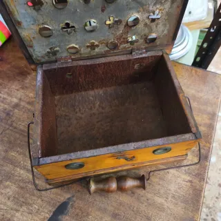 Brasero antiguo para pies