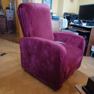 Sillón reclinable con mando a distancia