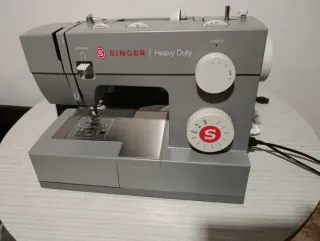 Máquina de Coser Singer Heavy Duty 4411