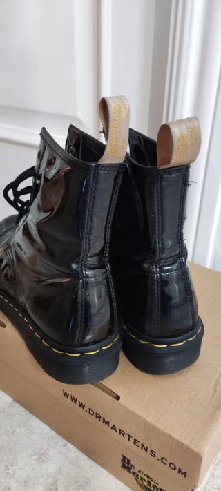 Botas Dr. Martens Talla 39 Charol Negro