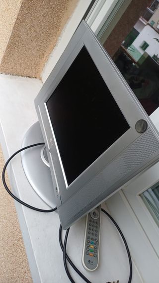 Televisión LCD monitor LG