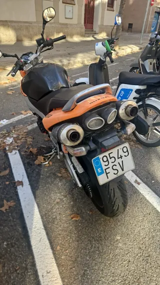 Suzuki 600 Naked Naranja/Negra