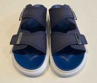 Sandalias Alexander McQueen Azul y Plata