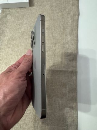 iPhone 15 Pro Max Gris/Plata