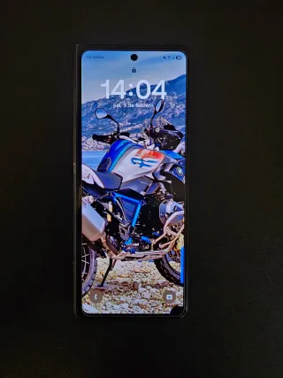 Samsung Galaxy Z Fold4 + Funda Muvit NUEVA