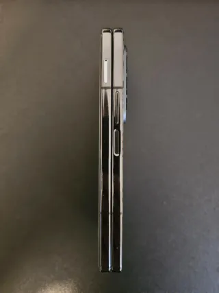 Samsung Galaxy Z Fold4 + Funda Muvit NUEVA