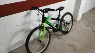 Bicicleta de montaña infantil 24