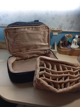 Organizador maquillaje y uñas acolchado