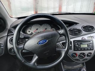 Ford Focus 1.6 16v