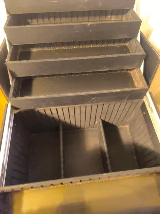 Maleta maquillaje con ruedas